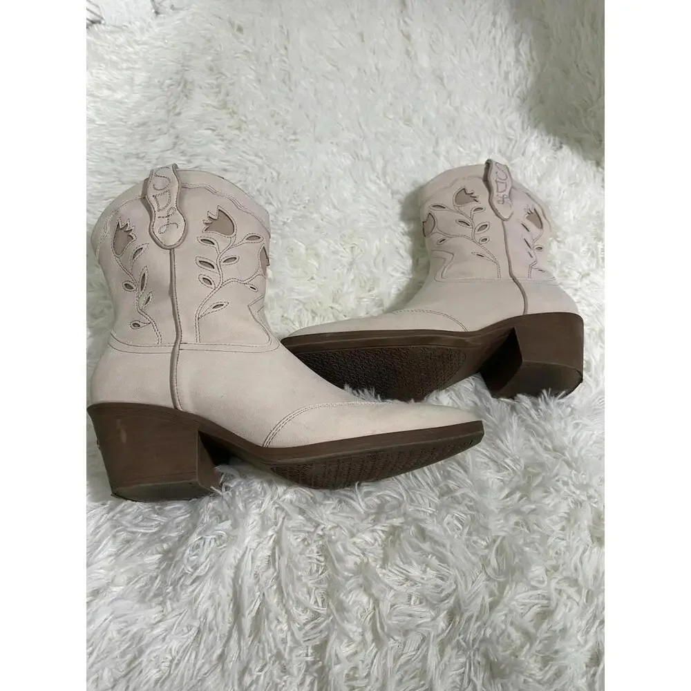 Women's Sam And Libby Ivory/Bone Block Heel Western Cowboy Bootie 6.5